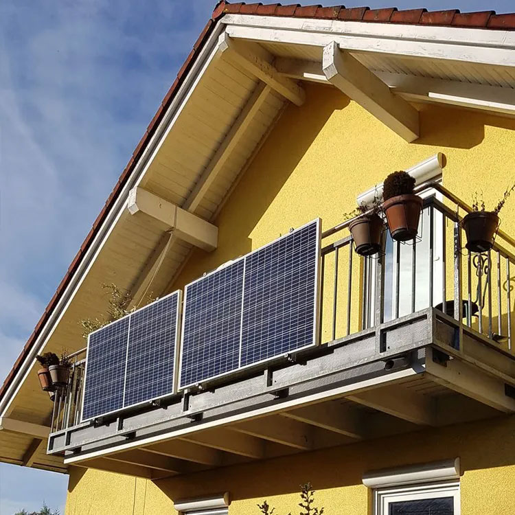 Germany small on grid solar system5